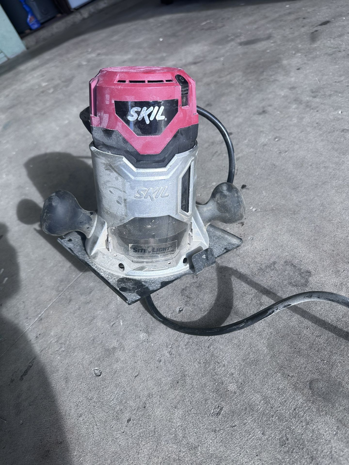 Skil Router