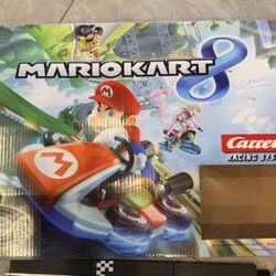CARRERA MarioKart 8 Slot Car Racing System 