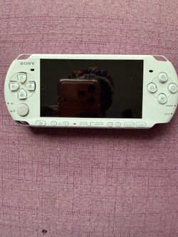 PSP with over 100+ retro games