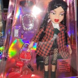 BRATZ DOLLS
