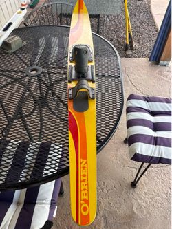 O’Brien slalom ski 67”