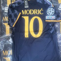 Soccer fútbol Real Madrid  Vini Jr Toni kross  Luca Modric version sizes available small to 3xl  they are slim fit Soccer jersey playera best quality 