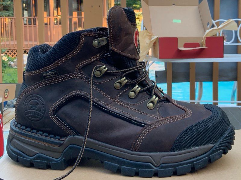 Red Wing Shoes Irish Setter Work Hiker Safety Toe (Steel Toe)