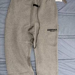 Dark Oak Essentials Sweats