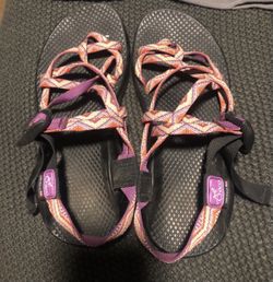 NEW CHACOS sz 7-8