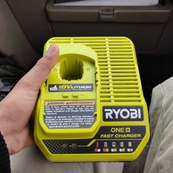 Ryobi Charger 