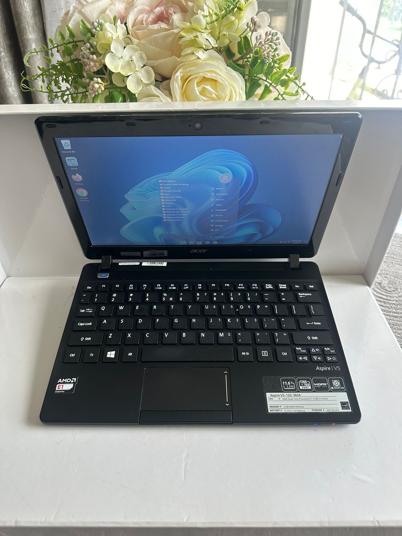 Acer Aspire V5-123 ZHL Laptop 12” 128GB SSD 4GB RAM Windows 11 and Office - $79