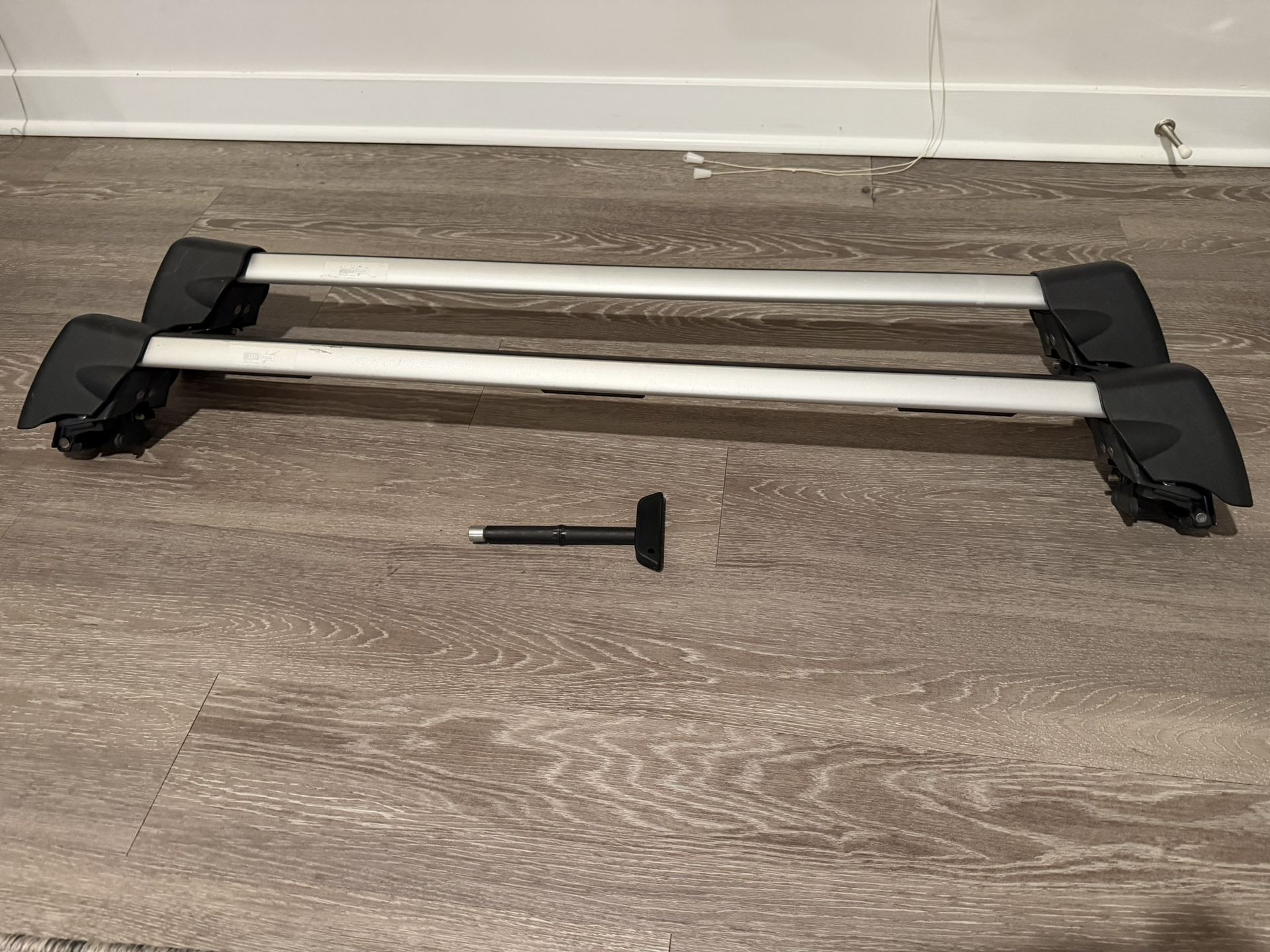 Volkswagen Tiguan OEM Roof Bars (2009-2018)