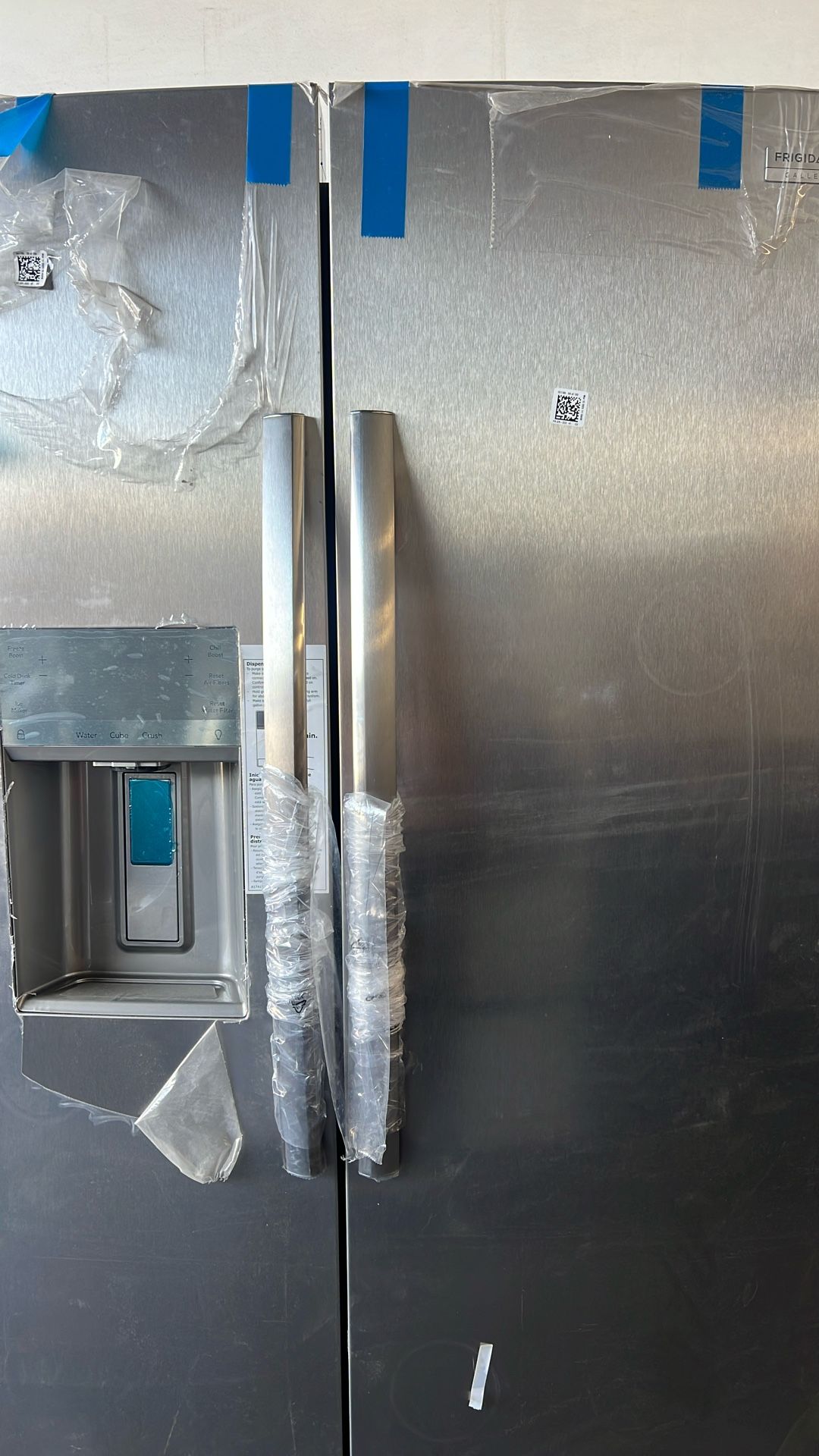 New 2025 Frigiadare Side By Side Fridge