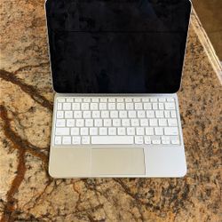 iPad Pro M4 11” 256GB Perfect Condition