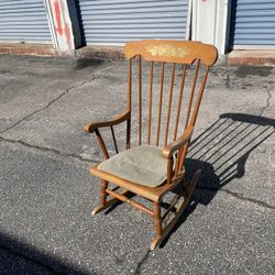 Antique Rocking Chair 