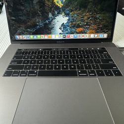 Macbook Pro de 15" Mediados de 2018 Core i7 2.6 32GB 1TB SSD 