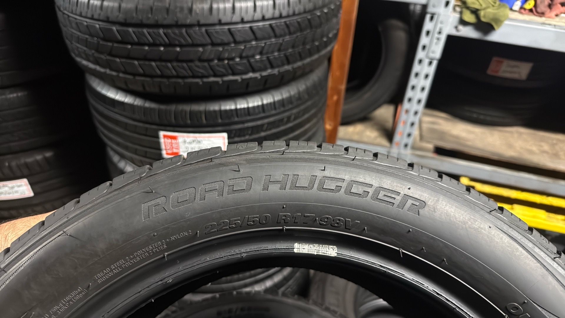 225/50/17 RoadHugger