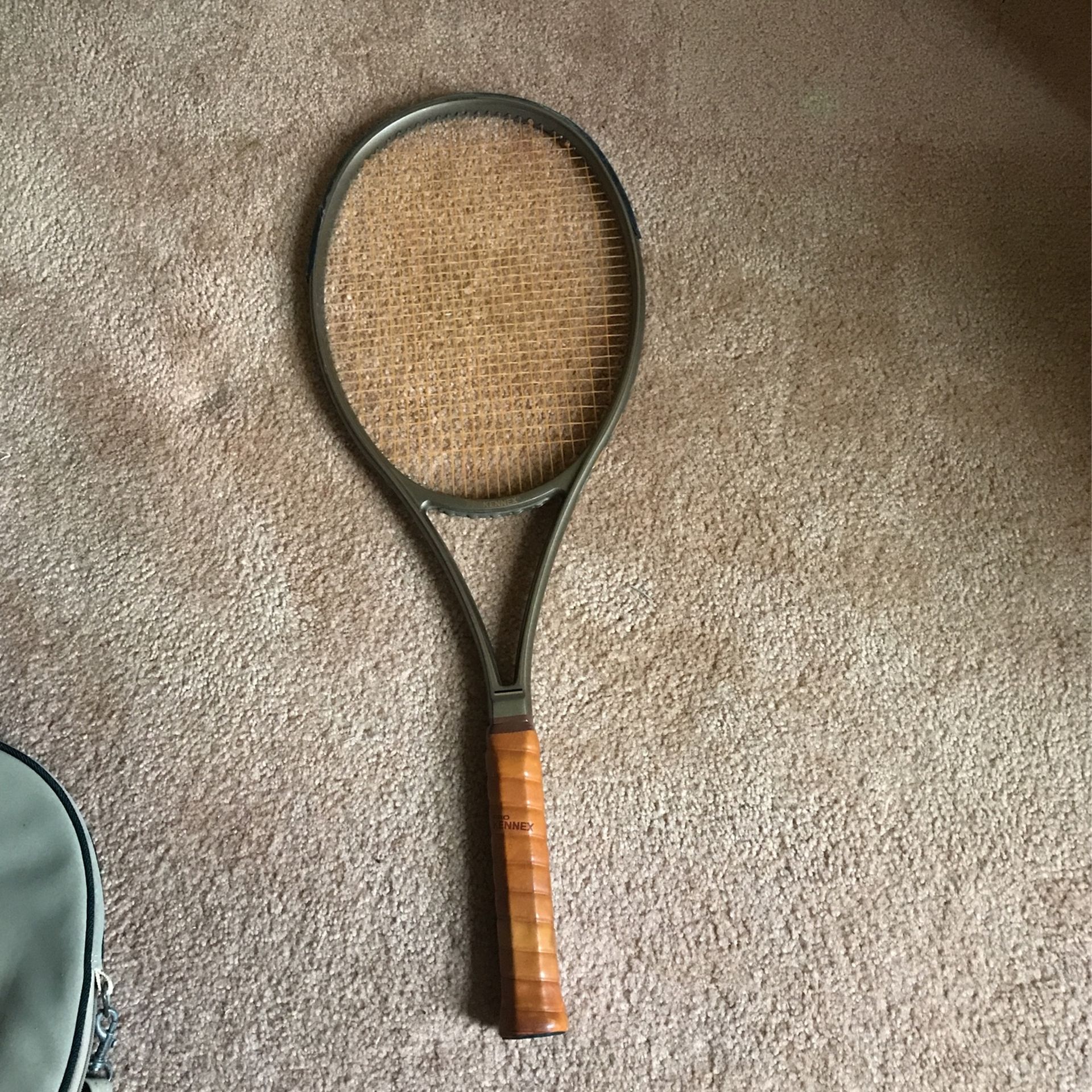 RARE PRO KENNEX AERODYNAMIC GRAPHITE MICRO MID SIZE TENNIS RACQUET