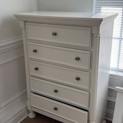 White 6 Drawer Dresser