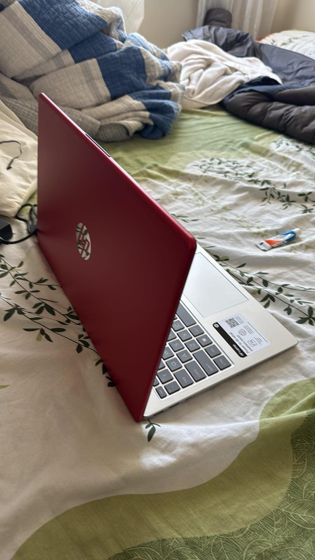 New laptop HP 8gb ram