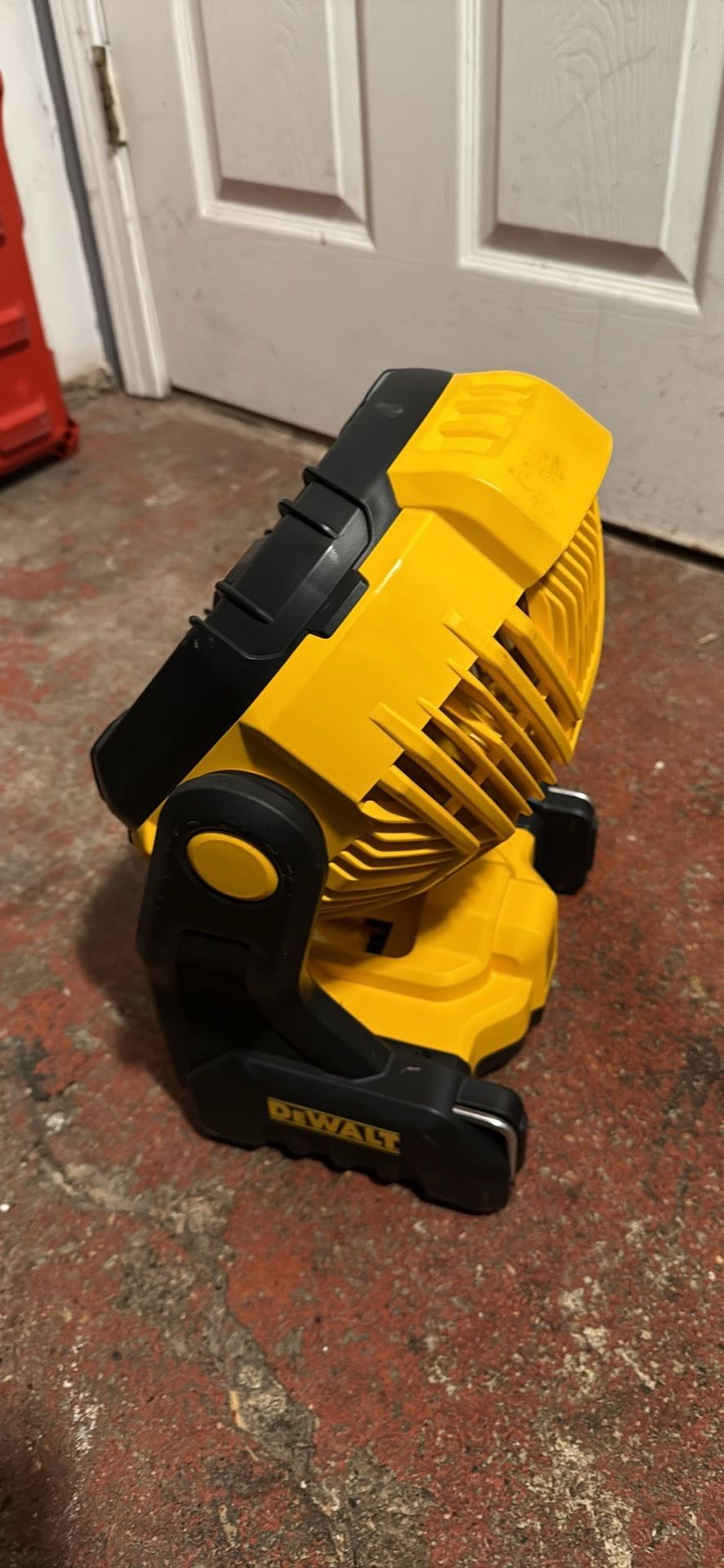 Dewalt Fan