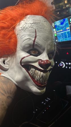 Pennywise mask
