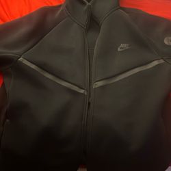 Nike Tech Suit ( Black ) Large 