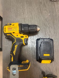 Dewalt drill and tool belt