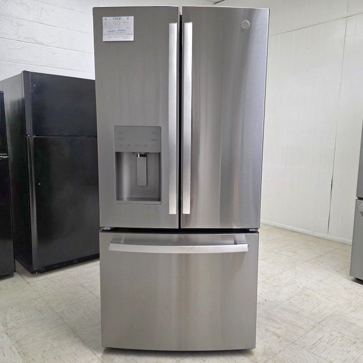 2025 GE 33 Inch French Door Refrigerator (Counter Depth) 90 Day Warranty