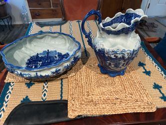 Victoria Ware Vintage Ironstone Pitcher and Basin in great condition