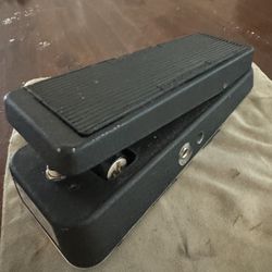 Dunlop Original Cry Baby Wah Effects Pedal 