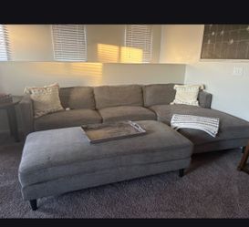 🤍 Beautiful Modular Sectional Sofa Couch w/ Chaise & Ottoman!