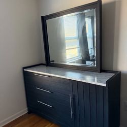 Matching Bedroom Set