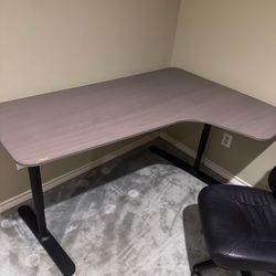 L - Shaped Desk With Adjustable Hight