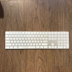 Apple Magic Keyboard 