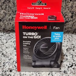 NEW Portable Folding Fan