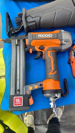 RIDGID 18GA Narrow Crown Stapler