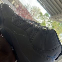 Worn 2x Size 10 Really good condition $200 