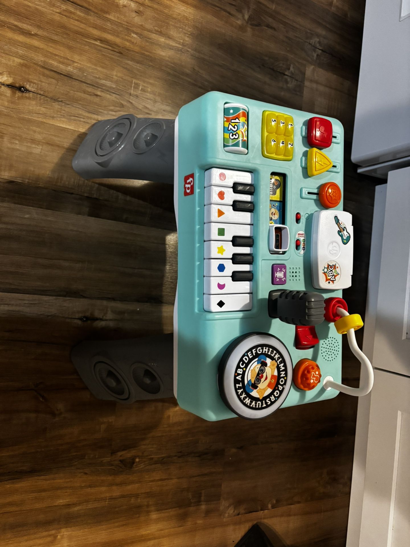 Fisher-Price Laugh & Learn Mix & Learn DJ Table, Musical Learning Toy for Baby & Toddler