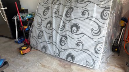 New queen size mattress