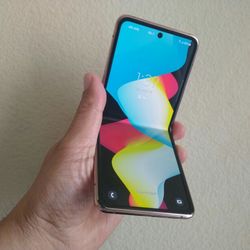 SAMSUNG GALAXY flip 5g 250GB UNLOCKED LIBERADO   T-Mobile, AT&T, Metro PCS, Crickiet ,Lycamobile, Simple Mobile, Ultra oMobile, Mint Mobile, H2O