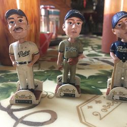 3 San Diego Padres Not In Min Con 30dlls.  Or Best U Pickup
