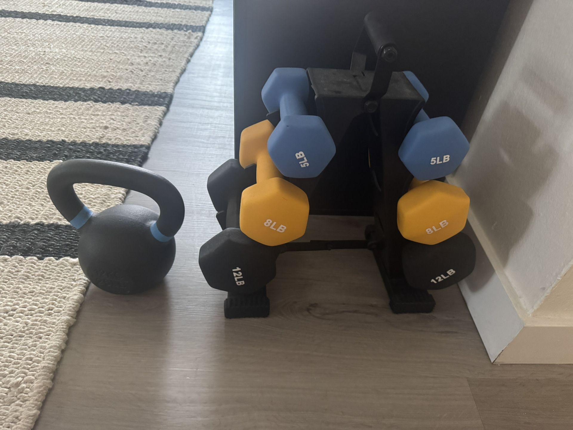Free Weights Set And Kettle Bell