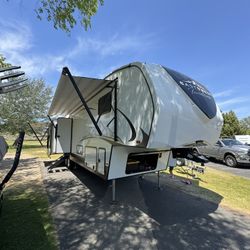 2022 Fifth Wheel Rv