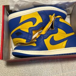Wmns Air Jordan 1 Retro Hi OG