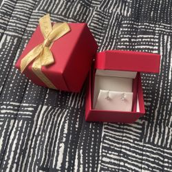 14K White Gold .12 Carat Studs