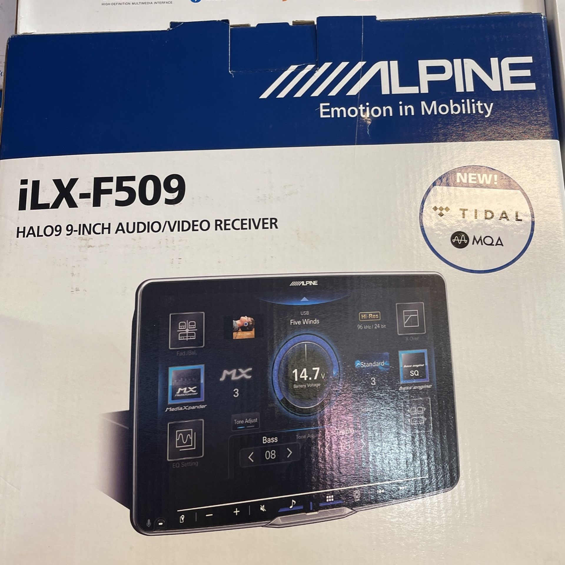 Alpine iLX-F509 Halo9 Multimedia Receiver with 9-inch Floating HD Touchscreen Display