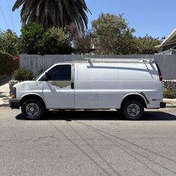 2009 Chevrolet Express Cargo Van