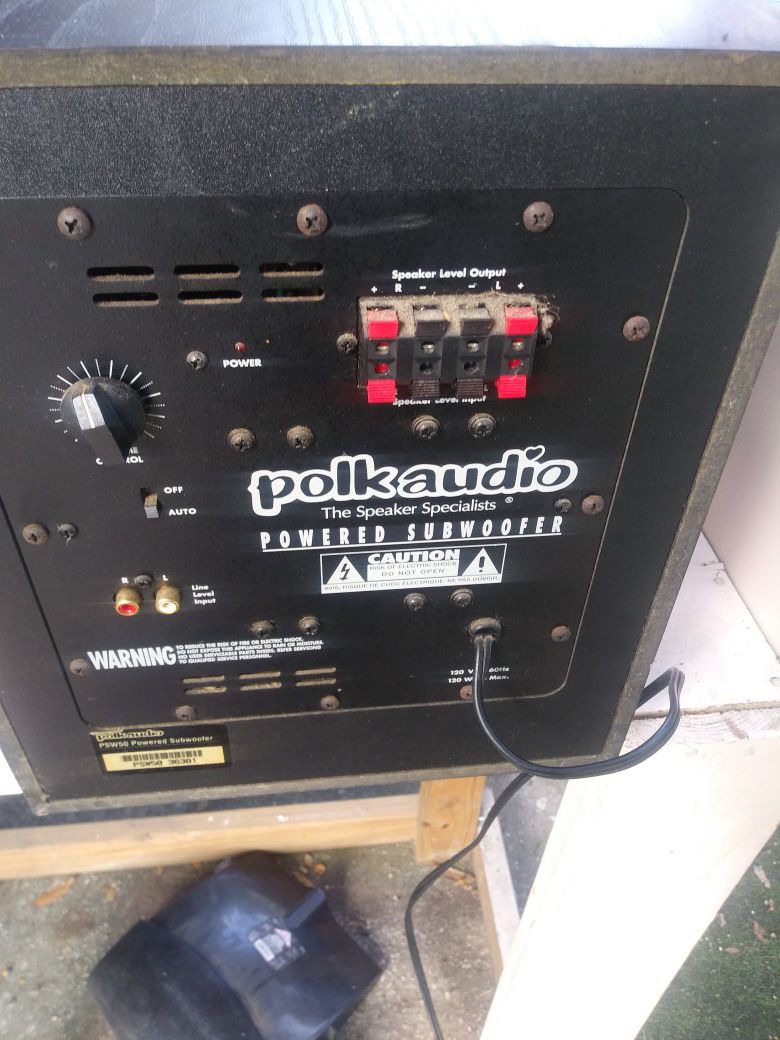 Polk audio subwoofer 120w 120v 10in