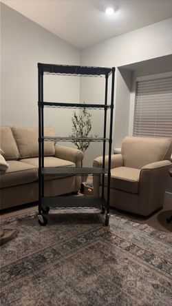 Portable shelving unit