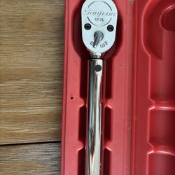 Snap-On 1/2” Torque Wrench 50-250 ft lbs
