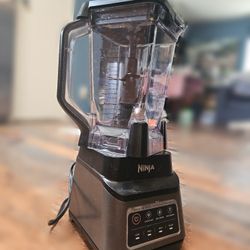 Ninja - Professional Plus Blender with Auto-iQ - Gray