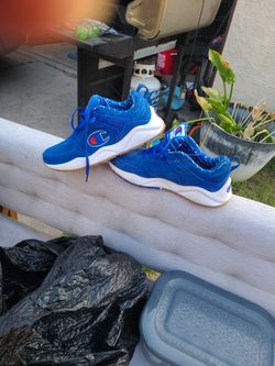 Champion Shoes Size 11