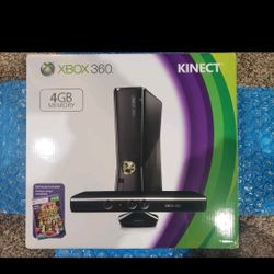 *SEALED* New* XBOX 360 4GB W/ KINECT COMBO